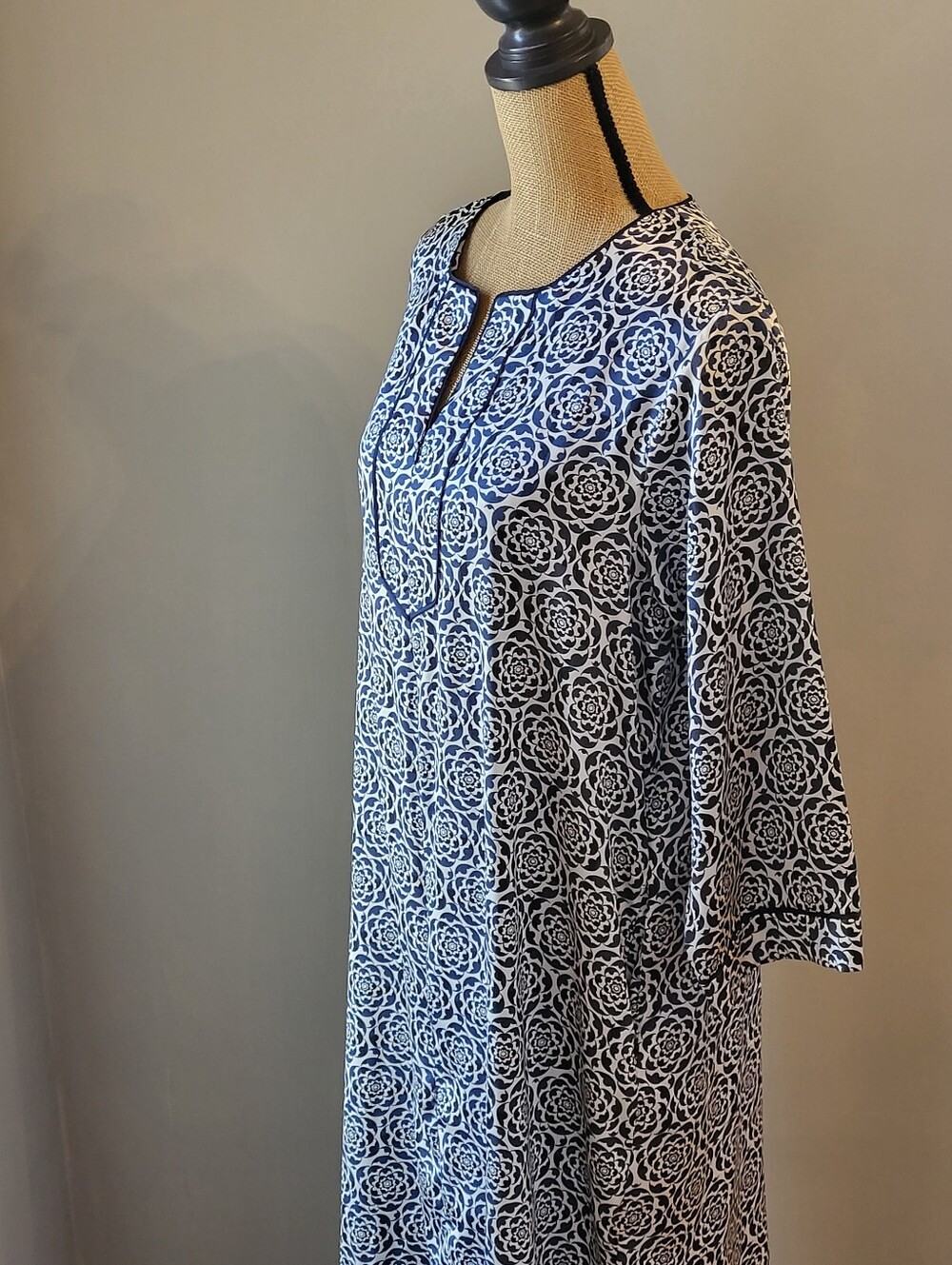 Oscar De La Renta Blue/White Floral Polyester Satin Kaftan Medium - Picture 8 of 11